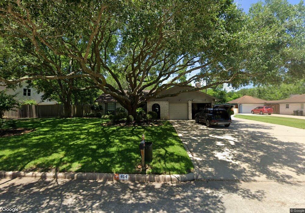 404 Colonial Dr, Friendswood, TX 77546 - photo 1