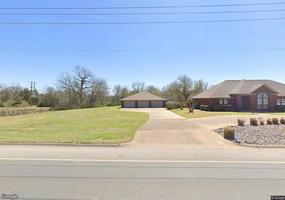 913 W Westhill Dr, Cleburne, TX 76033 - photo 1