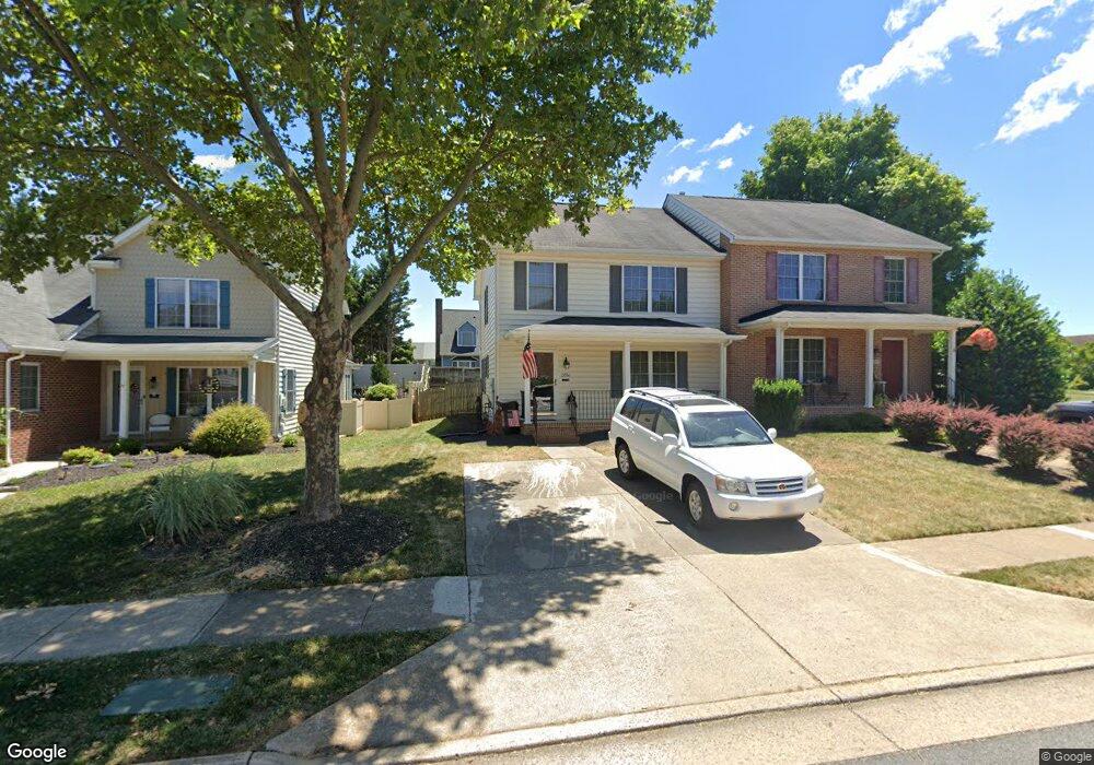 2086 Honeysuckle Ln, Winchester, VA 22601 - photo 1