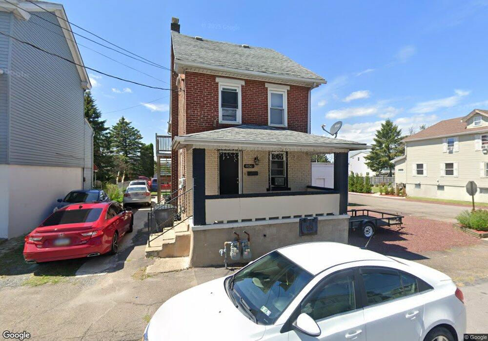 856 N Vine St, Hazleton, PA 18201 - photo 1