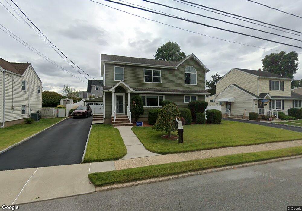 304 Hayes Dr, Saddle Brook, NJ 07663 - photo 1