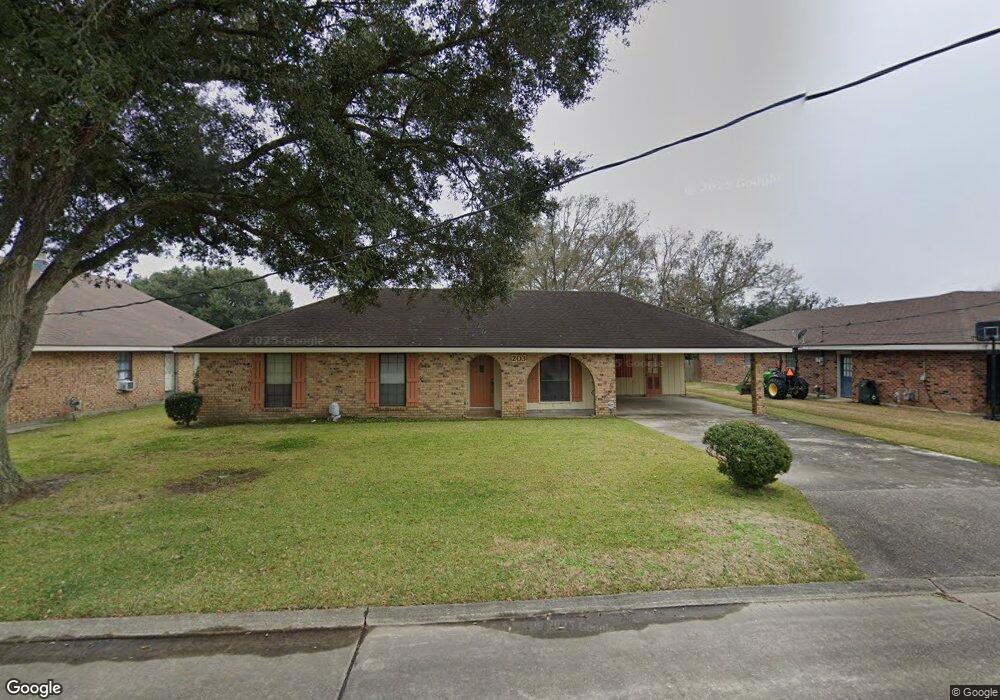 203 W Thompson St, New Iberia, LA 70560 - photo 1
