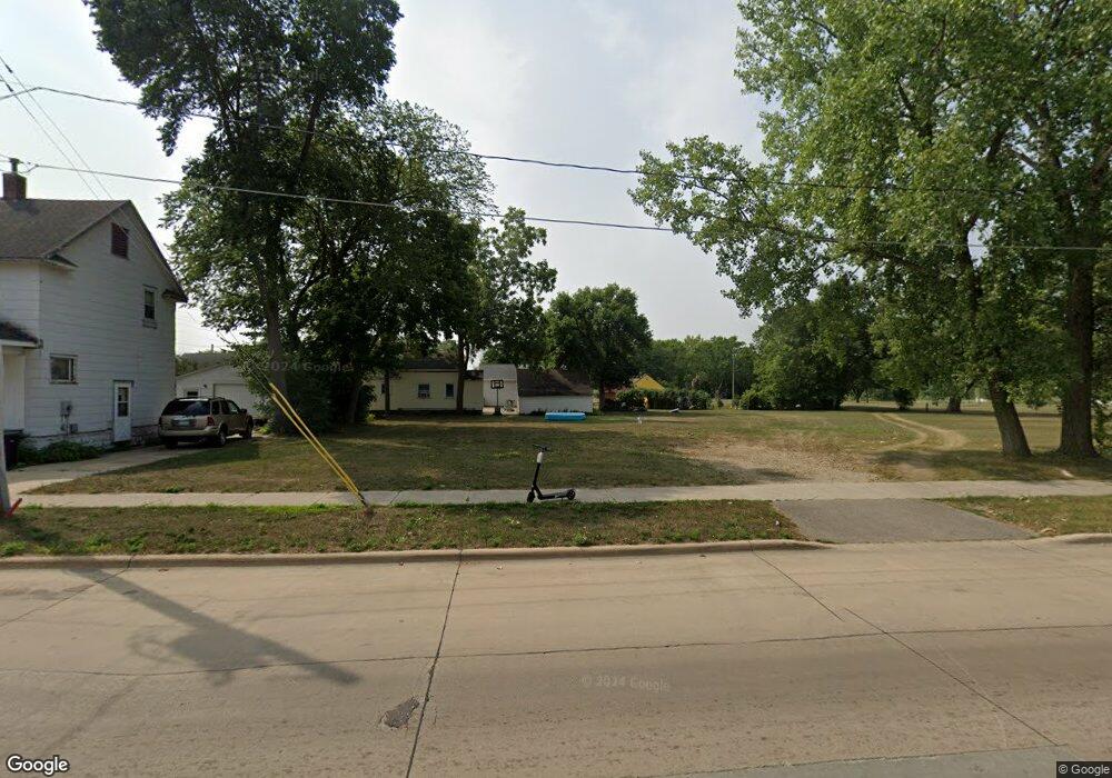 408 8th Ave SE, Austin, MN 55912 - photo 1