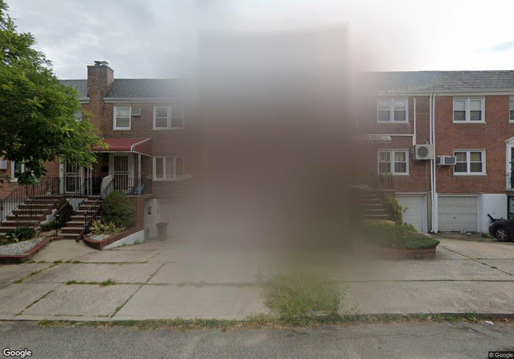 69-05 198th St, Fresh Meadows, NY 11365 - photo 1