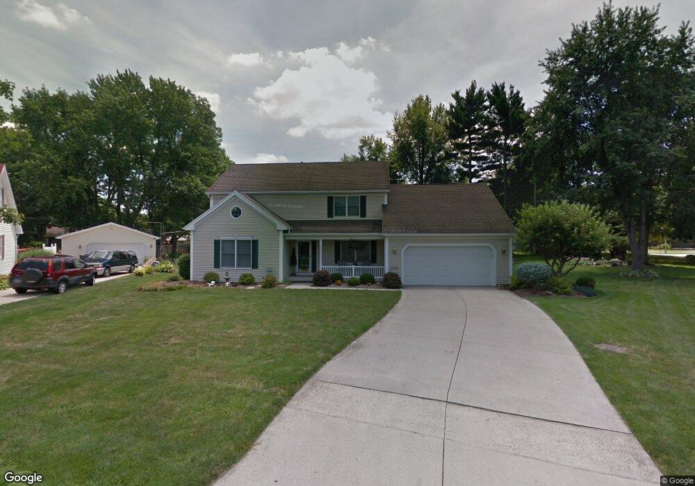 140 Ruskin Ct, Lima, OH 45806 - photo 1