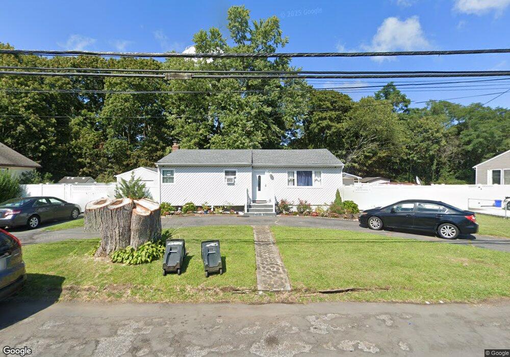 161 45th St, Copiague, NY 11726 - photo 1