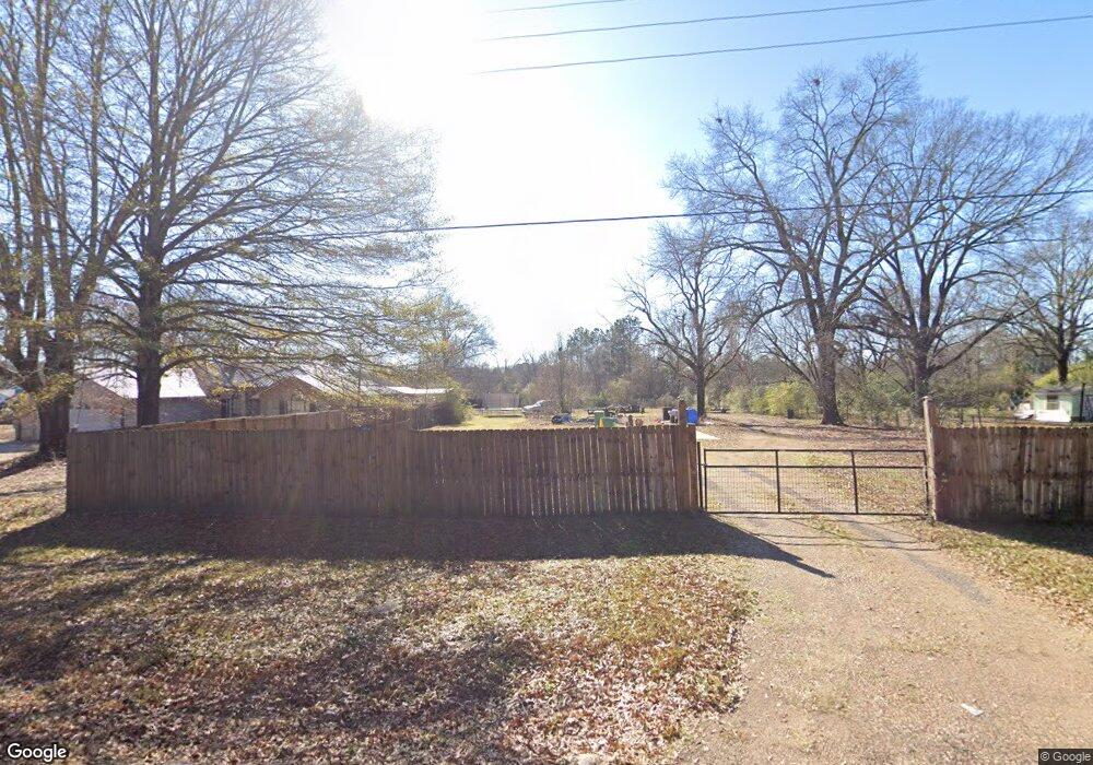 2115 Phillips Ln, Texarkana, TX 75501 - photo 1