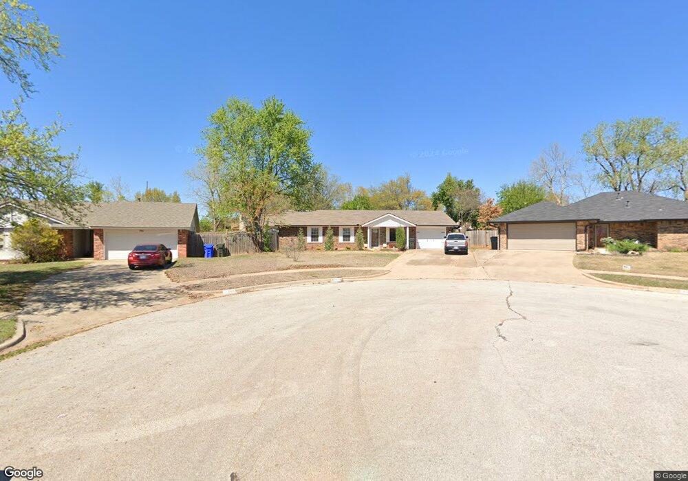 705 Black Hawk Dr, Norman, OK 73072 - photo 1