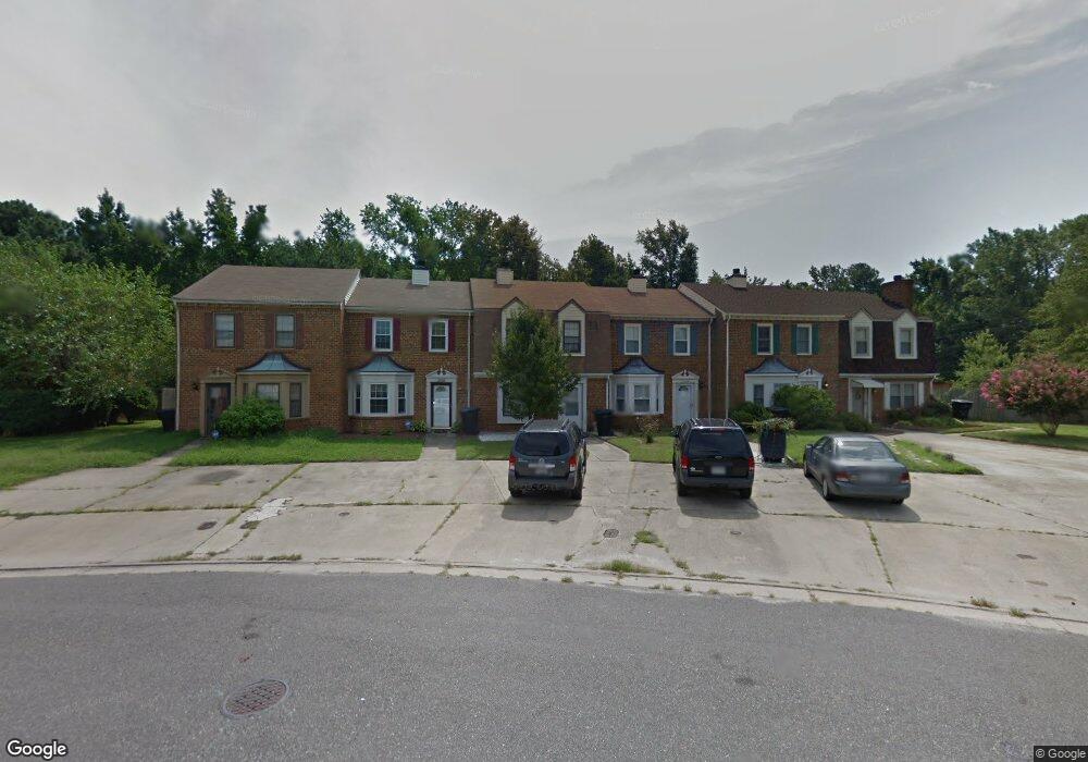 5657 Rivermill Cir, Portsmouth, VA 23703 - photo 1