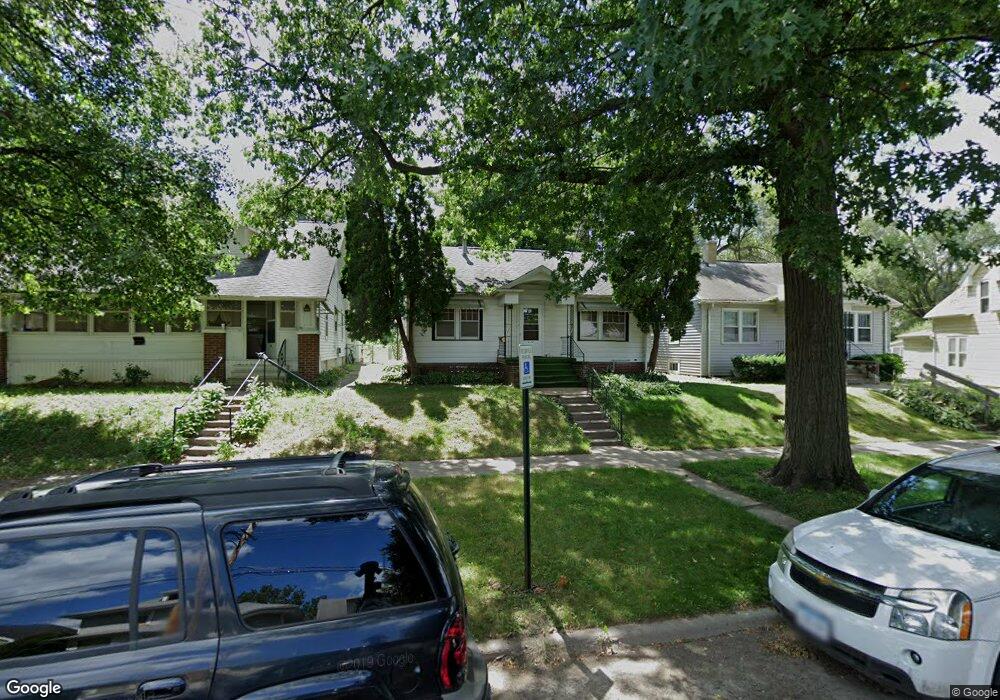 234 11th St NW, Cedar Rapids, IA 52405 - photo 1