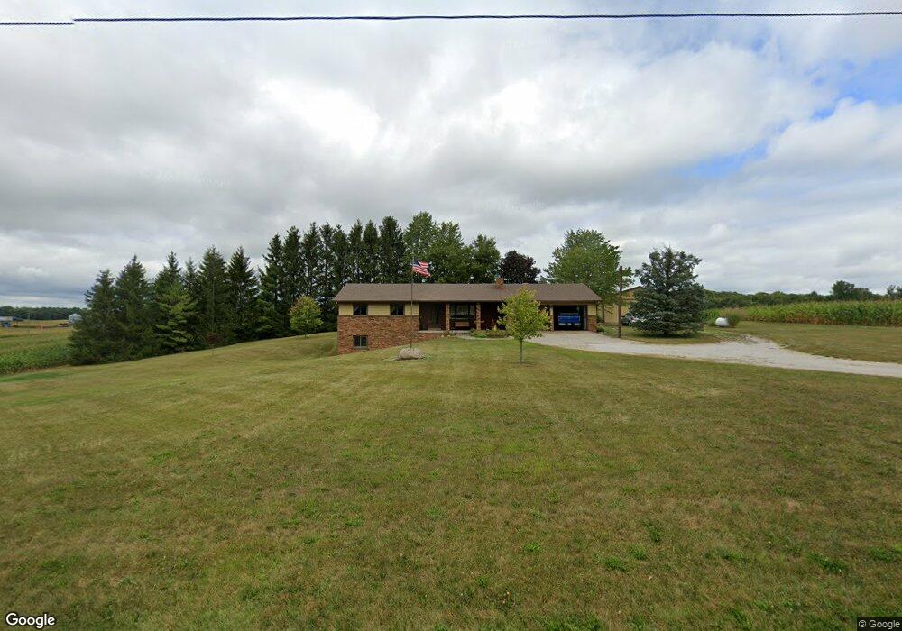388 W 400 S, Albion, IN 46701 - photo 1