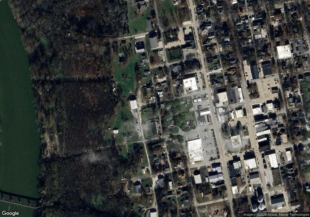 110 Jefferson St, Covington, IN 47932 - photo 1