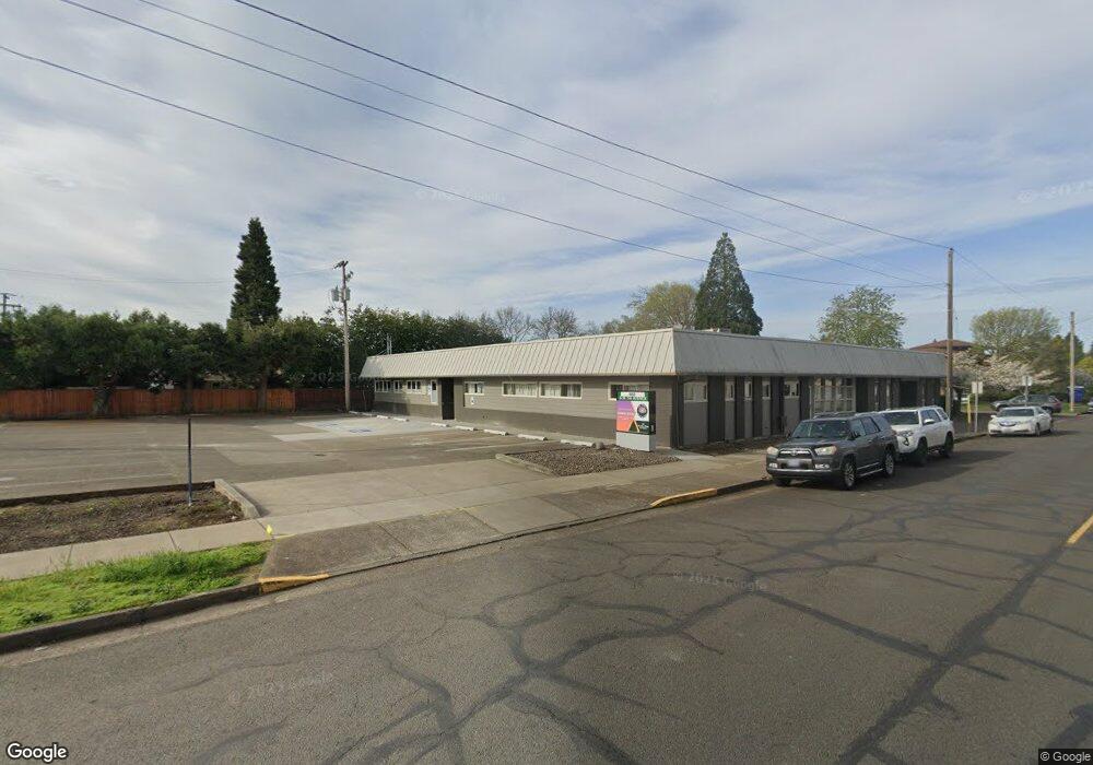 1040 7th Ave SW, Albany, OR 97321 - photo 1