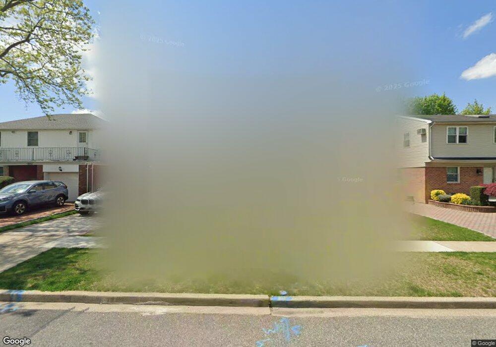 1667 Stewart Ave, New Hyde Park, NY 11040 - photo 1