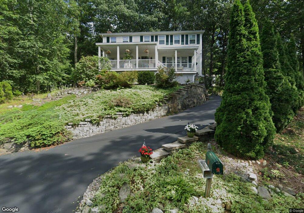 10 Warton Rd, Nashua, NH 03062 - photo 1