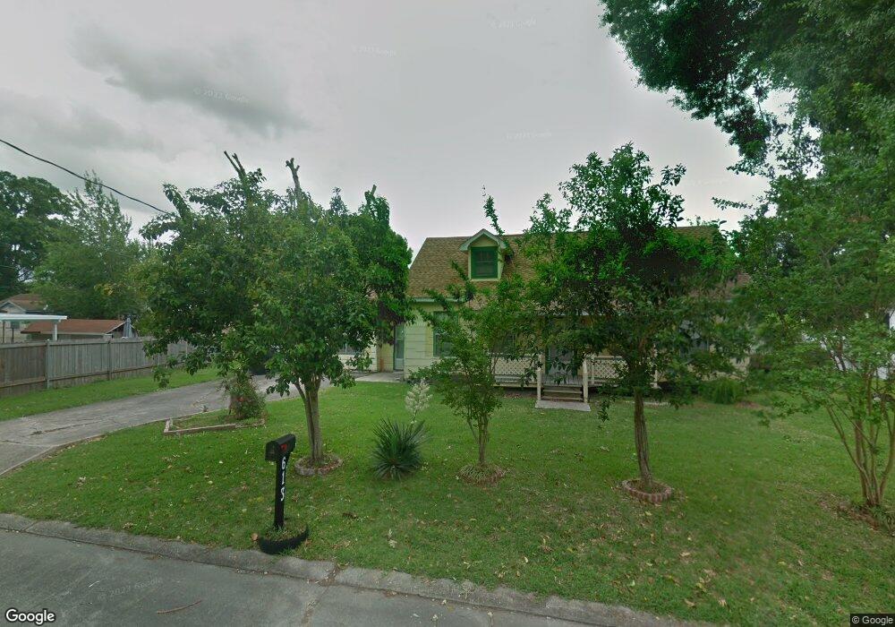 613 Mahler St, Houma, LA 70363 - photo 1