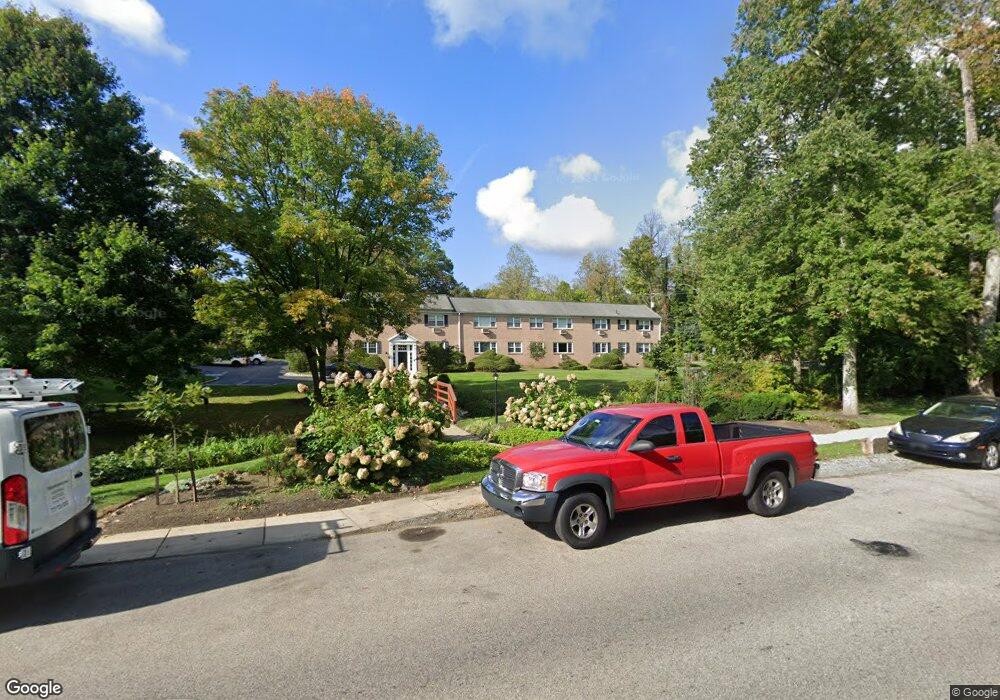 420 N Wayne Ave unit 9, Wayne, PA 19087 - photo 1