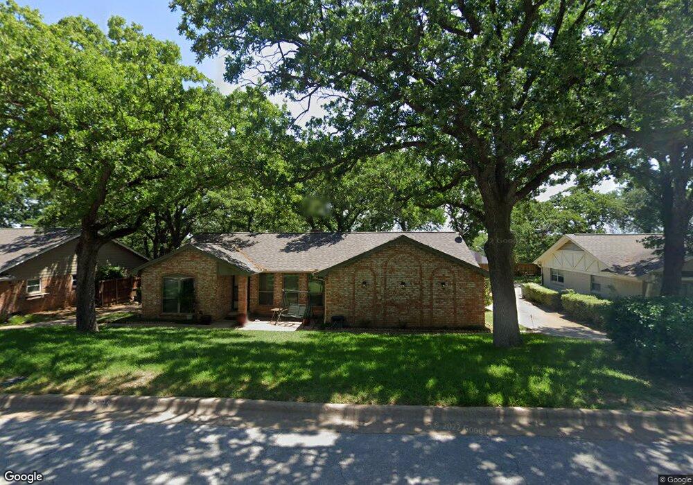 2856 Winterhaven Dr, Hurst, TX 76054 - photo 1