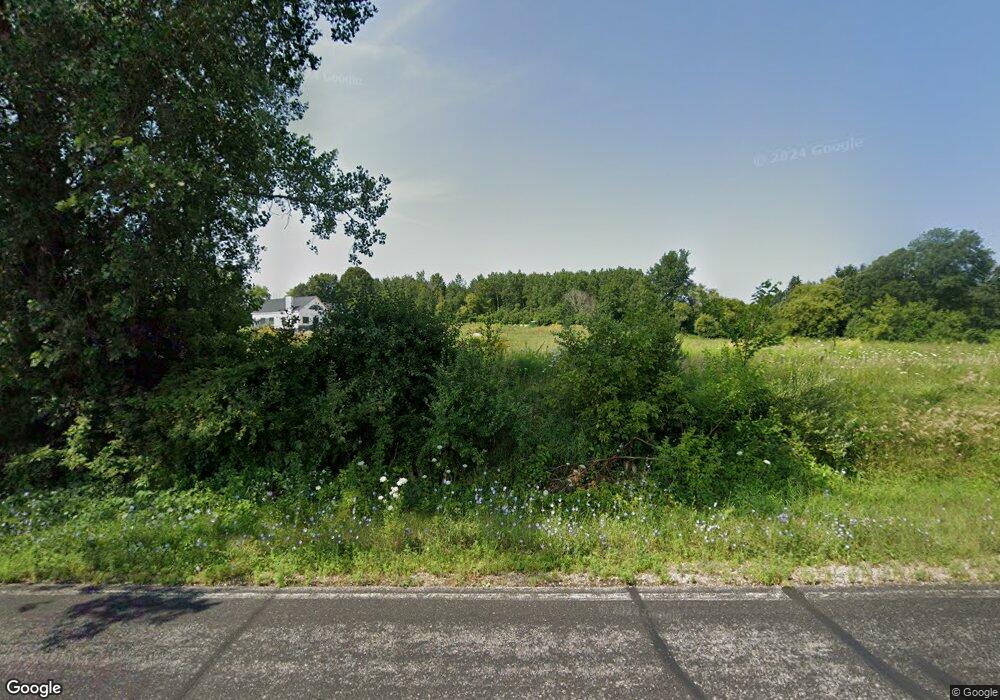 7401 Glacier Dr, West Bend, WI 53090 - photo 1