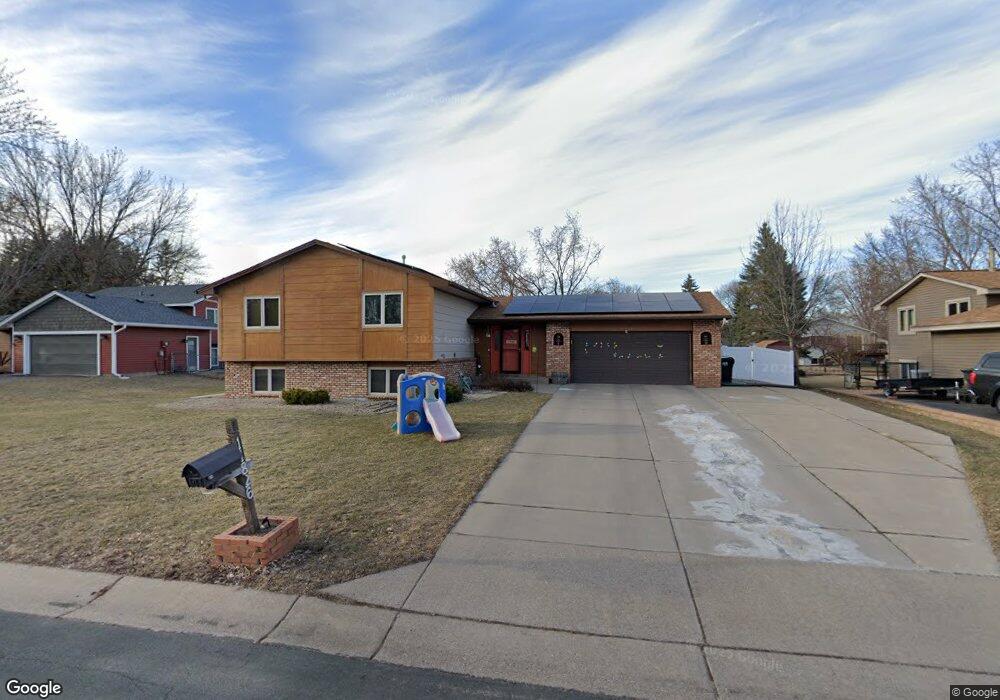 11826 98th Place N, Maple Grove, MN 55369 - photo 1