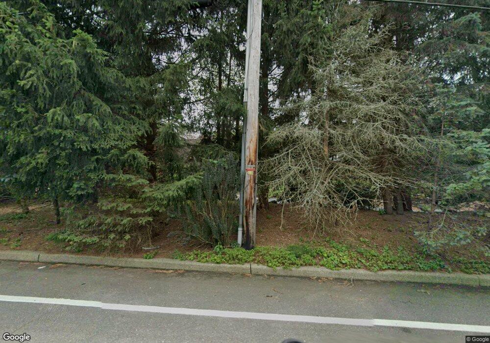 1094 Franklin Lakes Rd, Franklin Lakes, NJ 07417 - photo 1