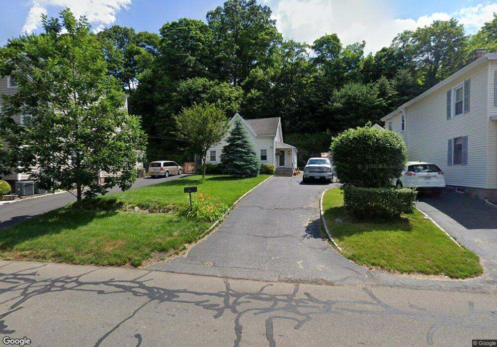 31 Pemberwick Rd, Greenwich, CT 06831 - photo 1