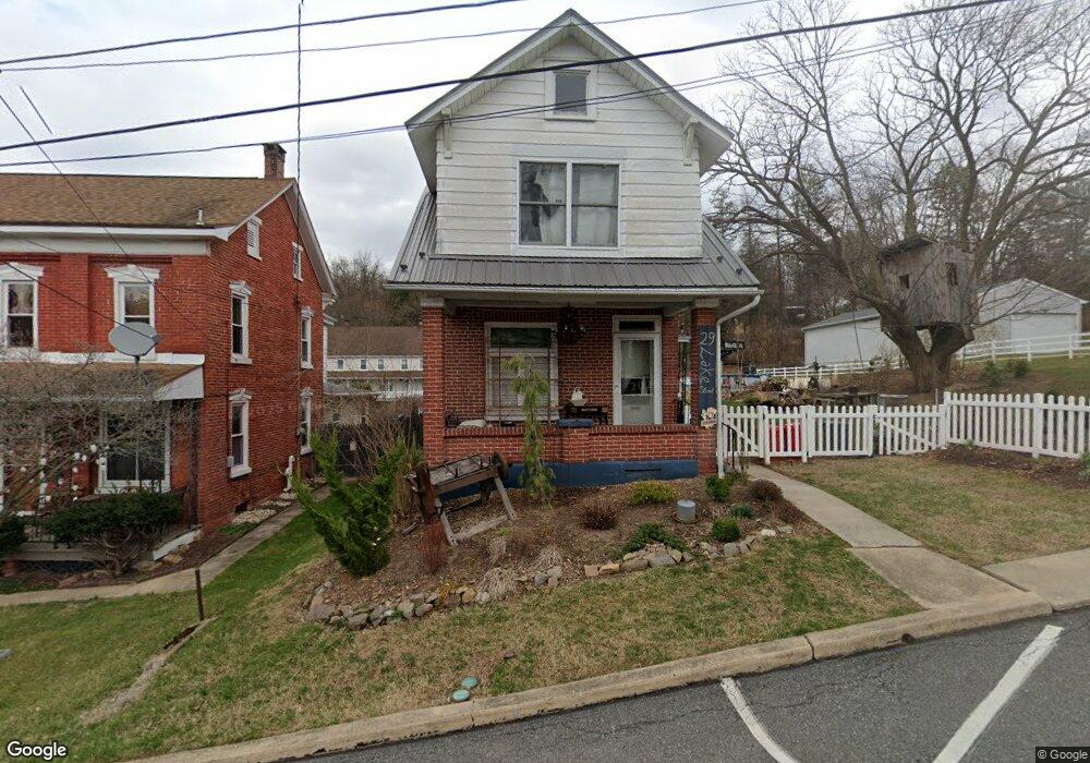 29 Lake St, Mohnton, PA 19540 - photo 1