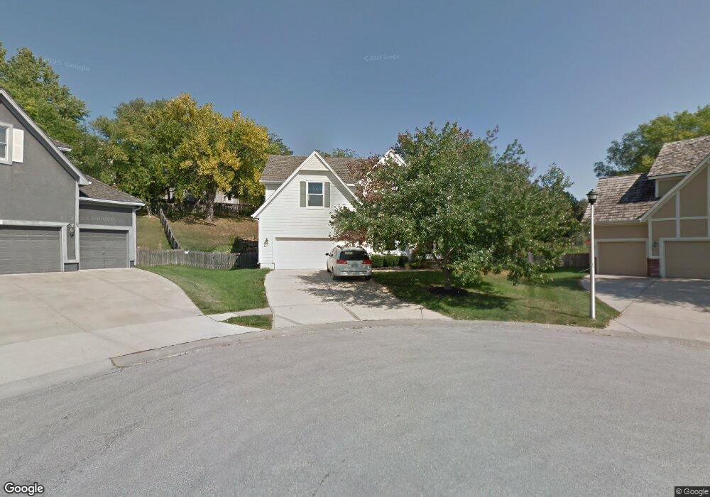 7303 Acuff St, Shawnee, KS 66216 - photo 1