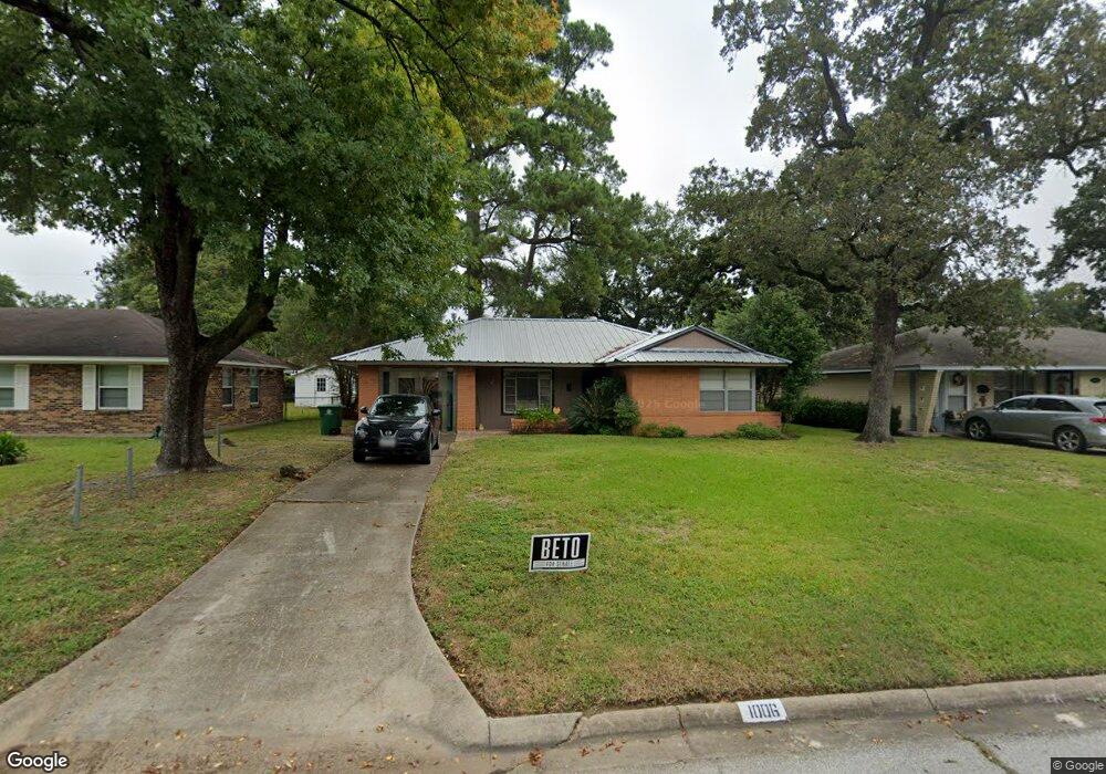 1006 Stonecrest Dr, Houston, TX 77018 - photo 1