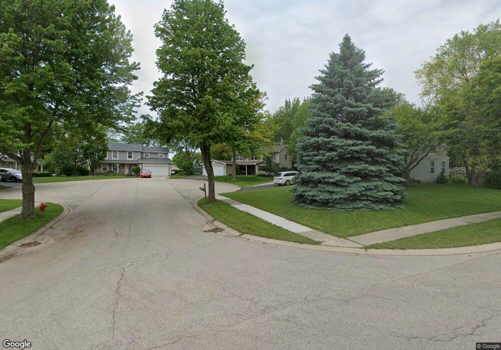 336 Bayberry Dr, Algonquin, IL 60102 - photo 1