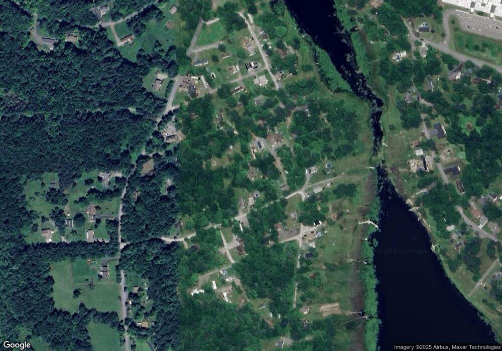 11 Locust Ave, Honesdale, PA 18431 - photo 1