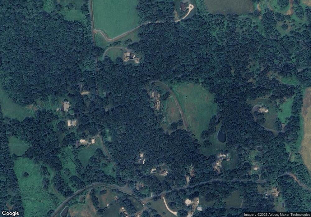 251 Painter Hill Rd, Roxbury, CT 06783 - photo 1