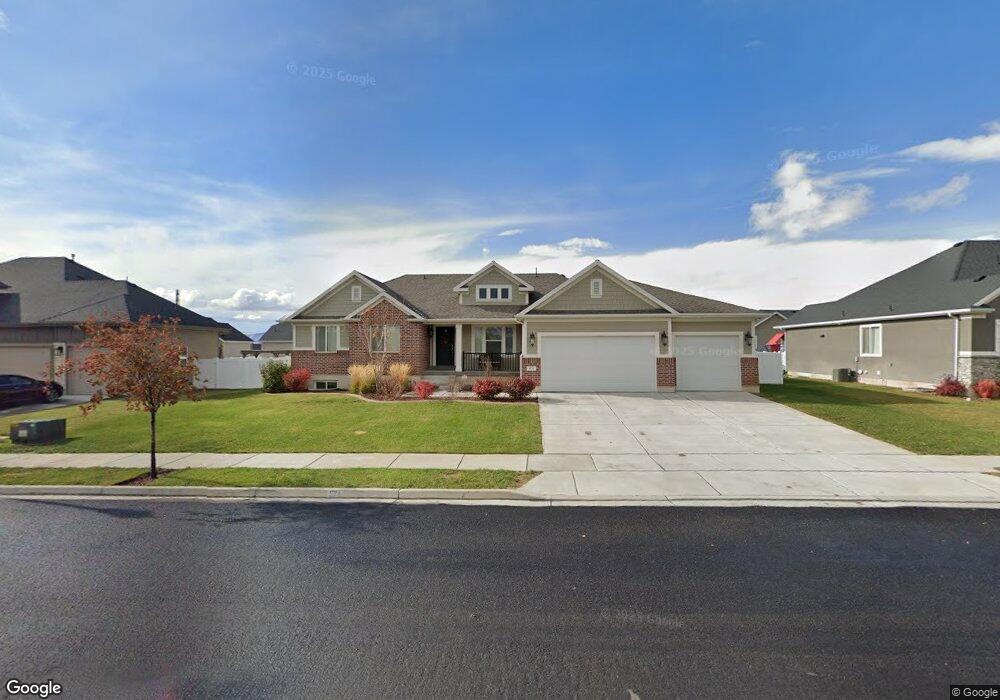 574 S 1700 W, Layton, UT 84041 - photo 1
