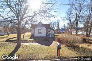 104 E 6th Ave, Caney, KS 67333