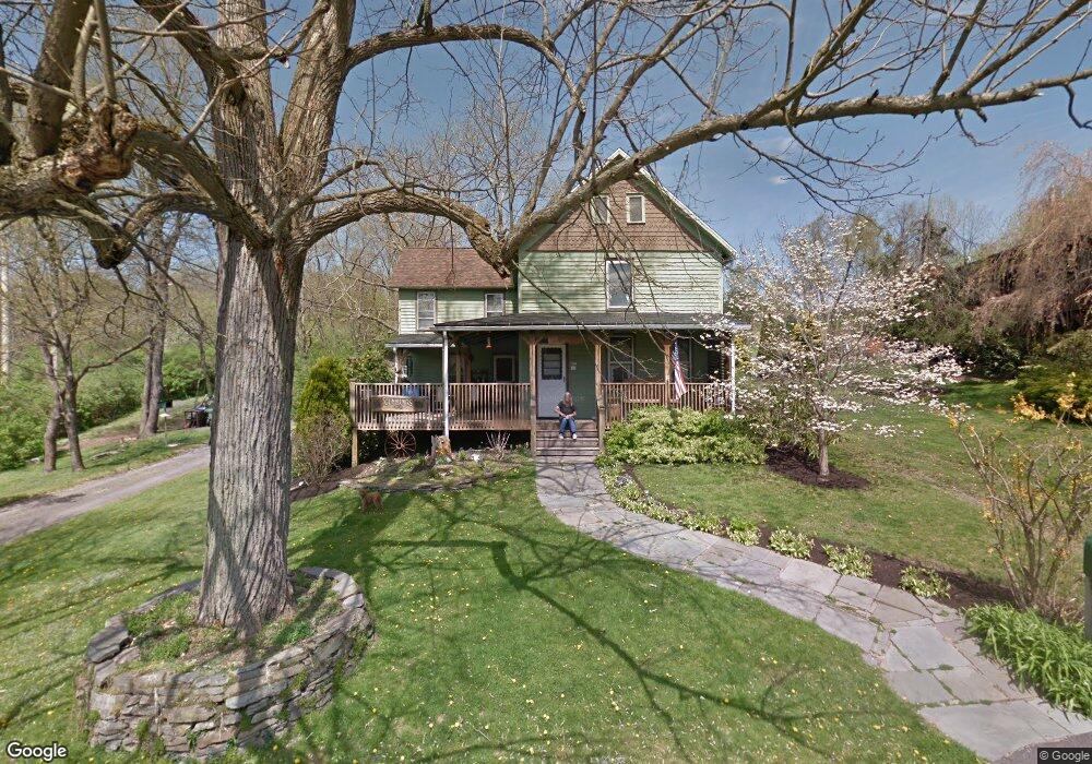 330 Old Carverton Rd, Shavertown, PA 18708 - photo 1