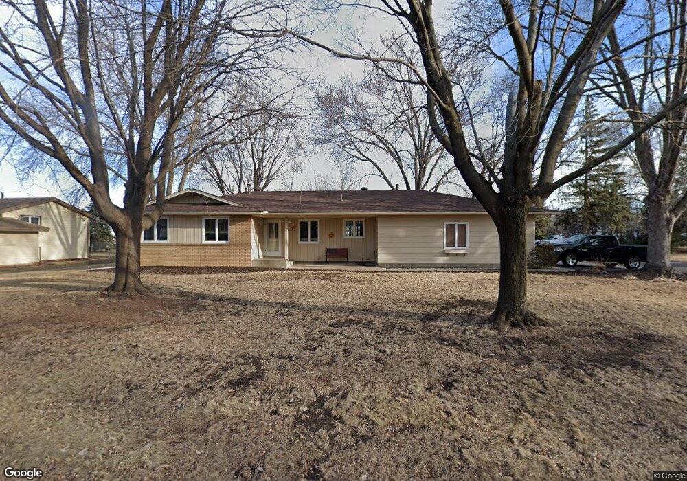 9595 99th Place N, Maple Grove, MN 55369 - photo 1