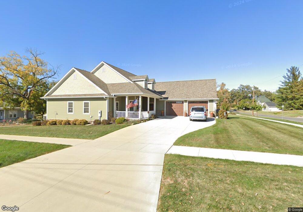 603 E 4th St N, Newton, IA 50208 - photo 1