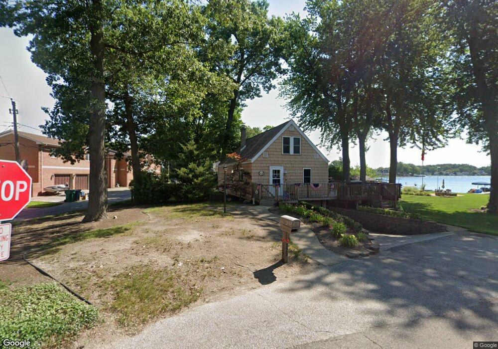 129 Maple Dr, La Porte, IN 46350 - photo 1