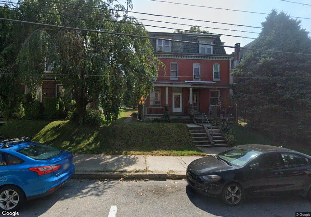 542 Franklin St, West Reading, PA 19611 - photo 1