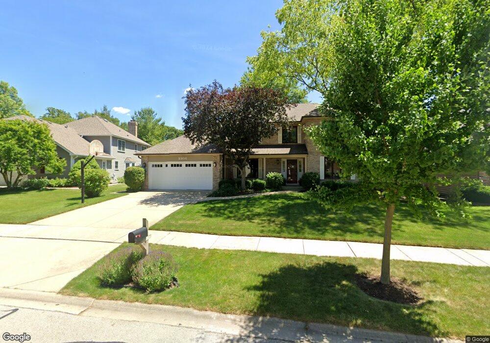 2204 University Dr, Naperville, IL 60565 - photo 1
