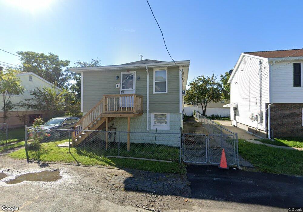 55 Beach Rd, Revere, MA 02151 - photo 1