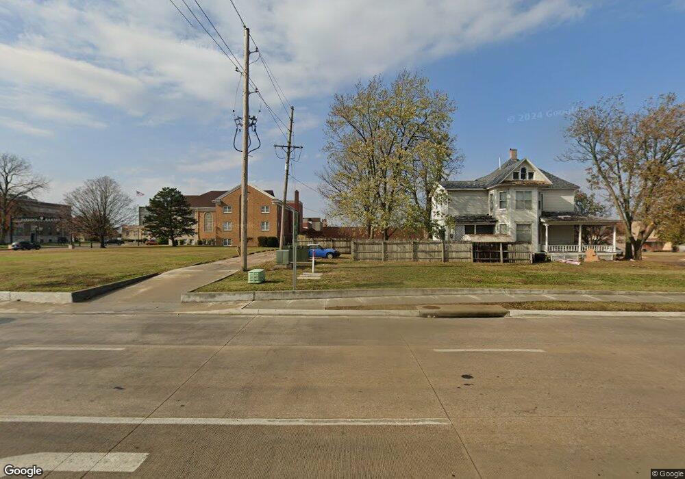 116 N 16th St, Parsons, KS 67357 - photo 1