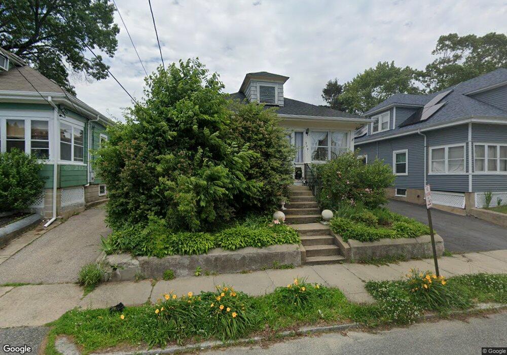 309 Auburn St, Cranston, RI 02910 - photo 1