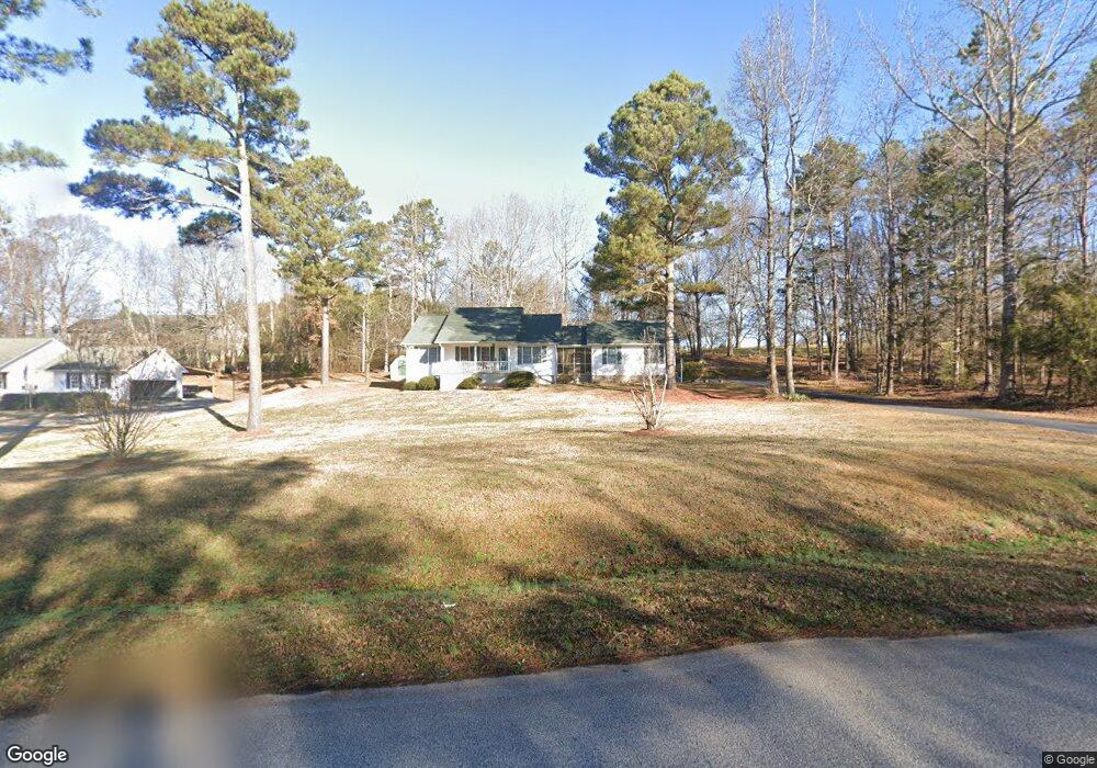 240 Smallwood Dr, Commerce, GA 30529 - photo 1