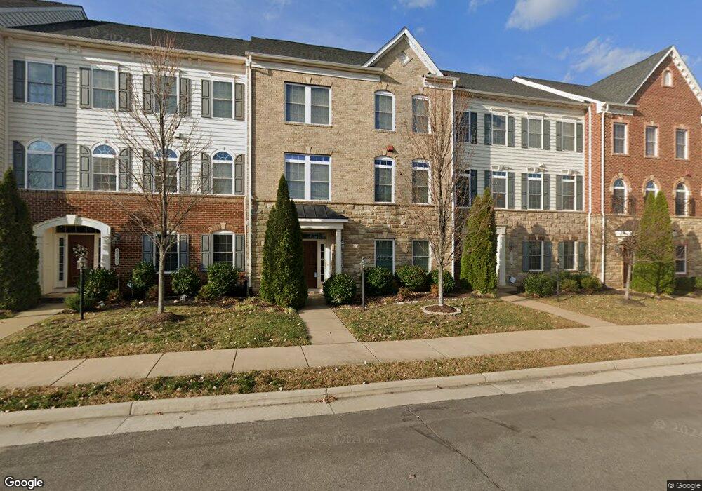 42367 Pine Forest Dr, Chantilly, VA 20152 - photo 1