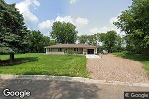 605 W Sanborn St, Parker, SD 57053