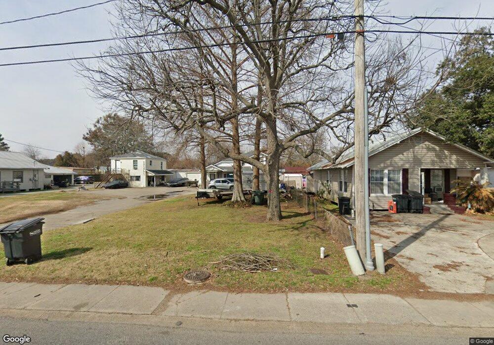 1208 Center St, New Iberia, LA 70560 - photo 1