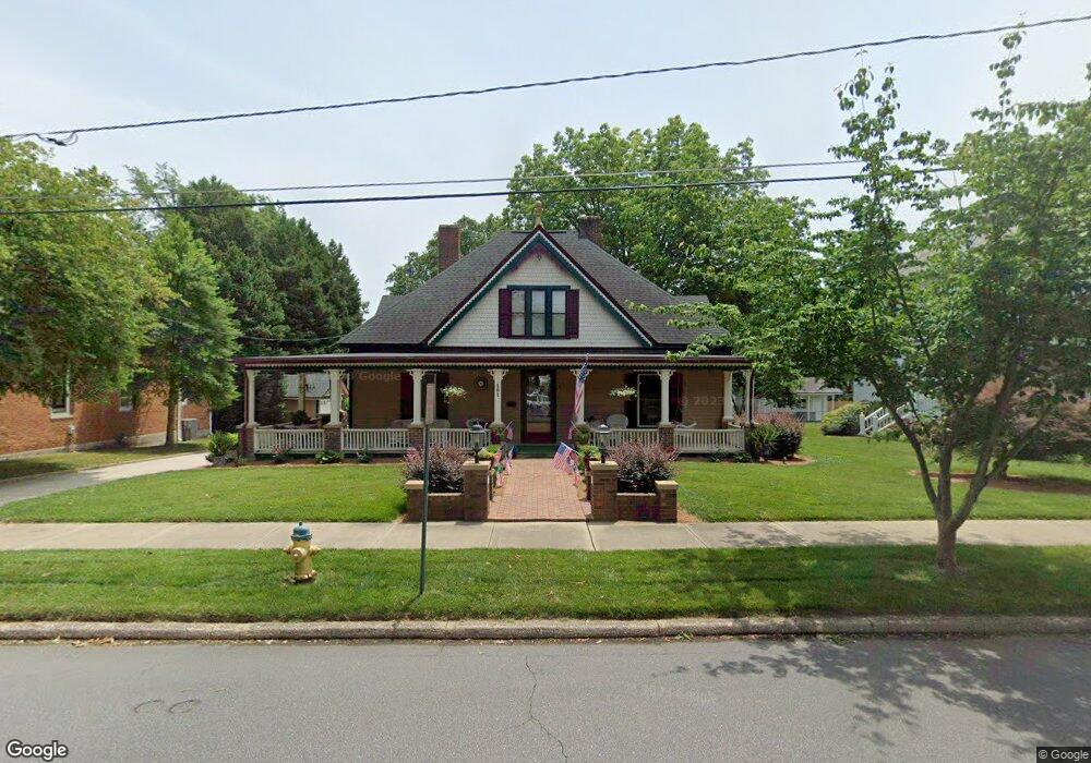 501 Walnut St, Statesville, NC 28677 - photo 1