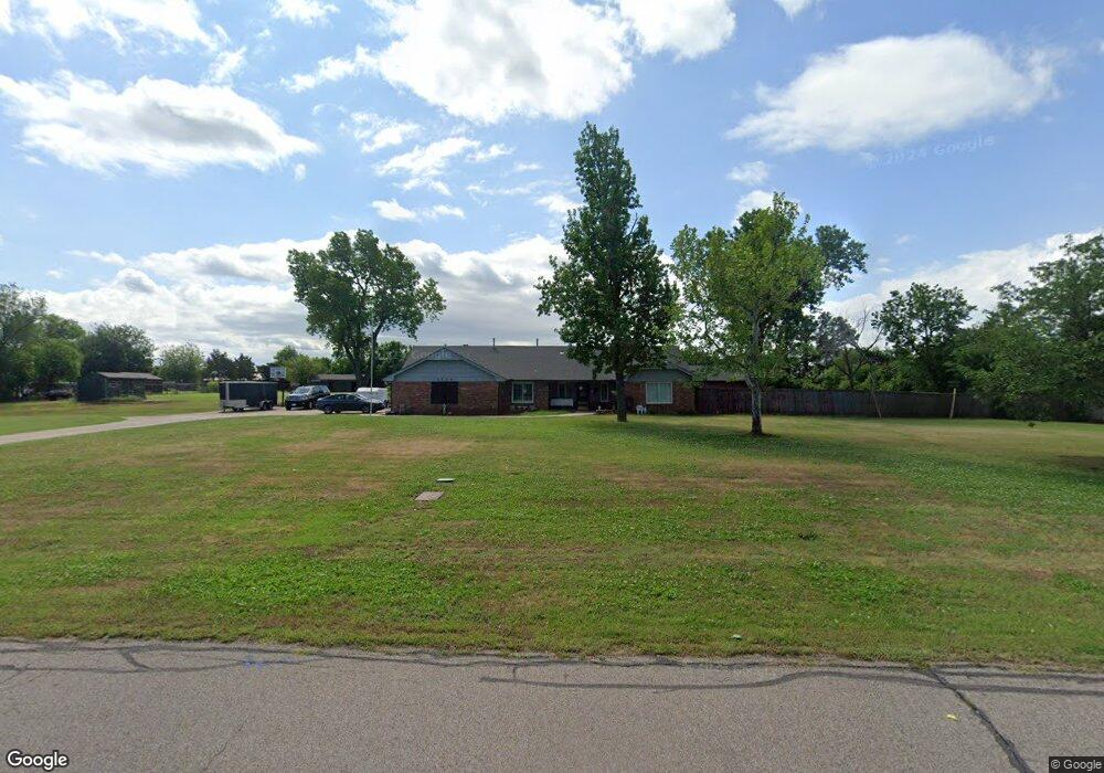 1712 Mesa Trail, Edmond, OK 73025 - photo 1