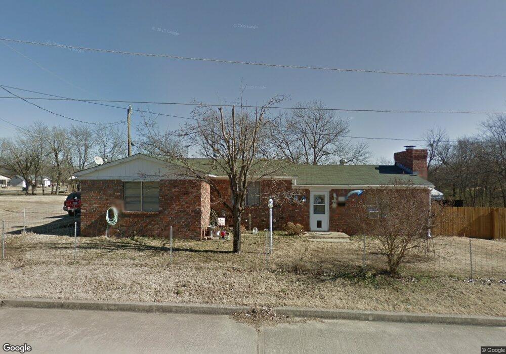 410 S 17th St, Henryetta, OK 74437 - photo 1